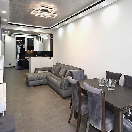 Luxuary 2Bedroom 2 Bathroom Apartment With Jacuzzi Yerevan Luaran gambar